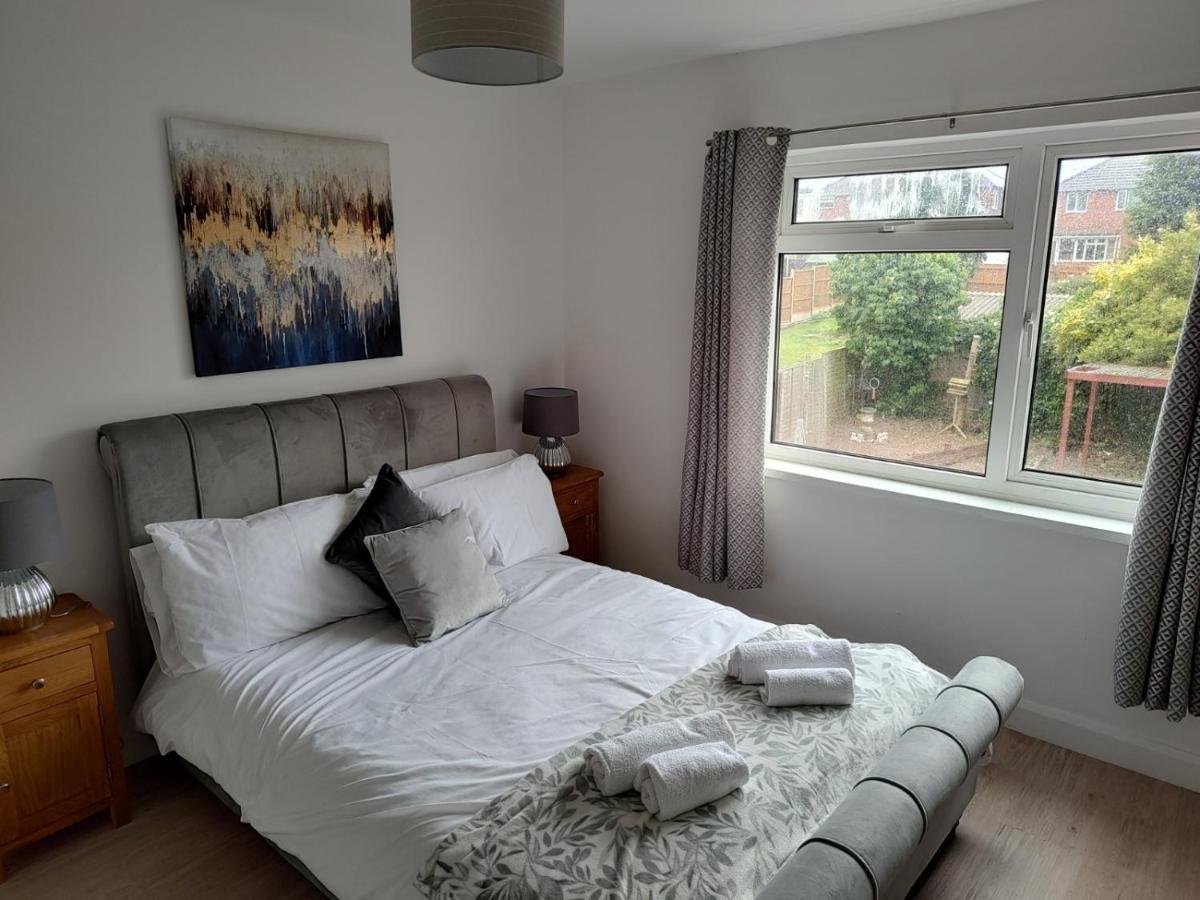 Wavertree Drive 3 Bed Contractor Home In Leicester Ngoại thất bức ảnh