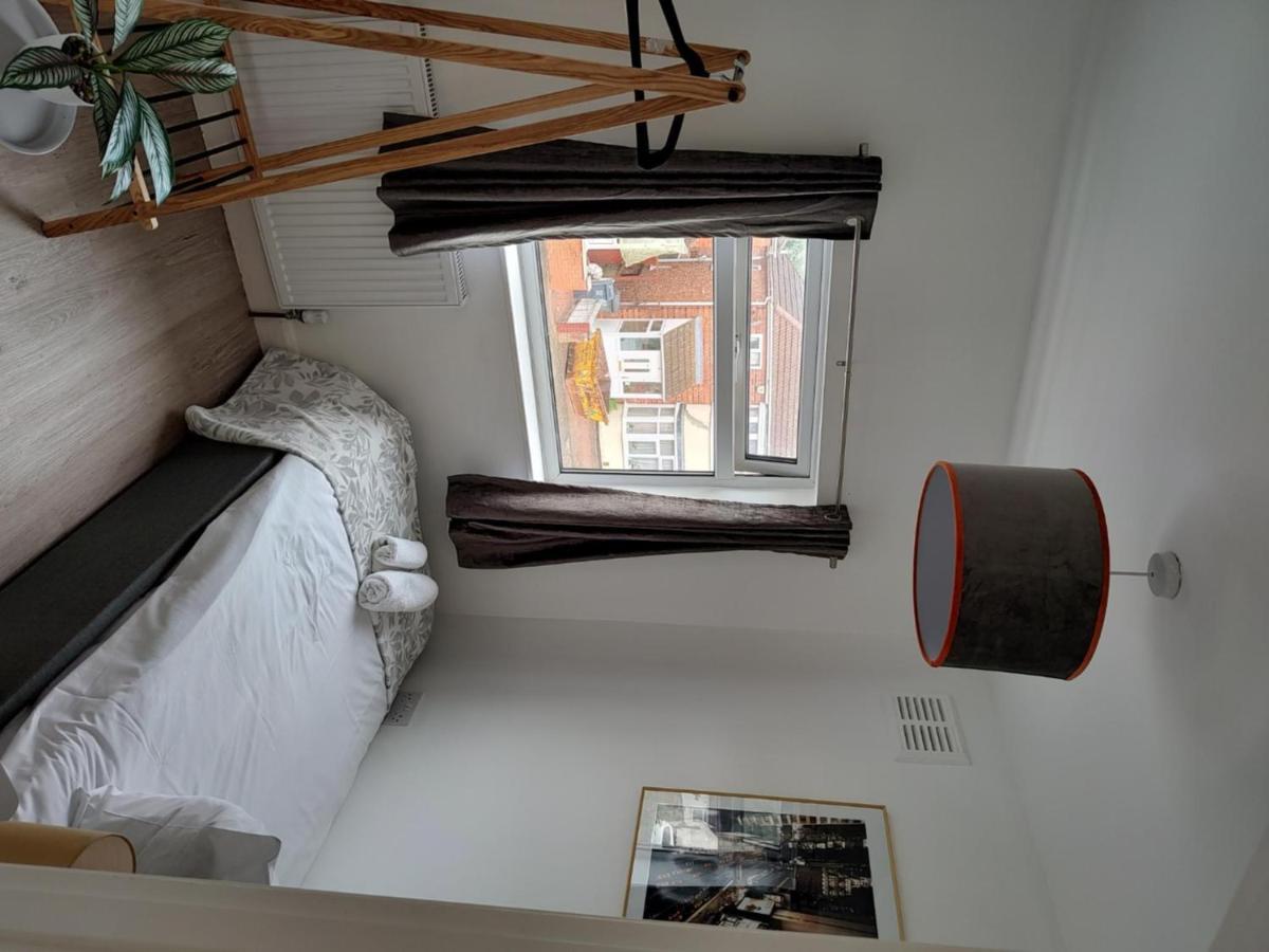 Wavertree Drive 3 Bed Contractor Home In Leicester Ngoại thất bức ảnh