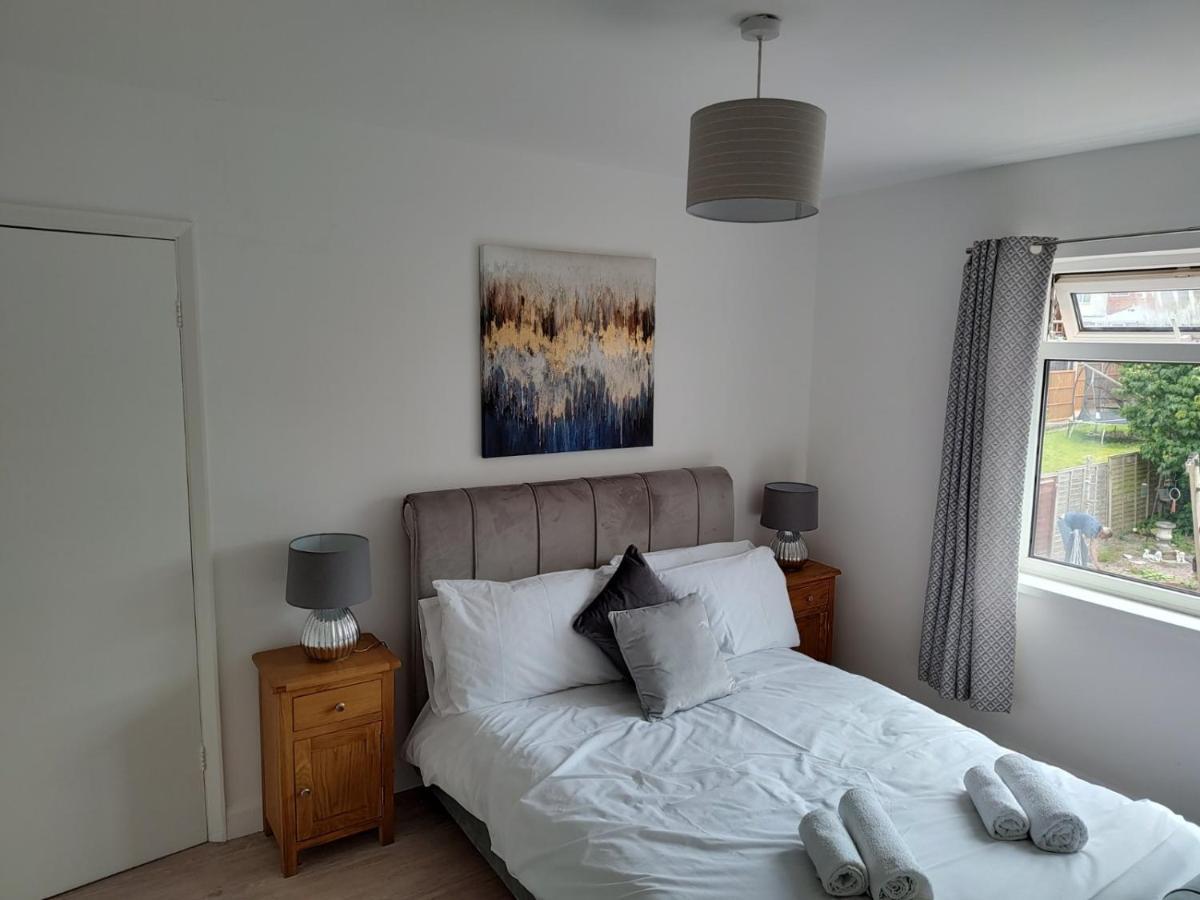 Wavertree Drive 3 Bed Contractor Home In Leicester Ngoại thất bức ảnh