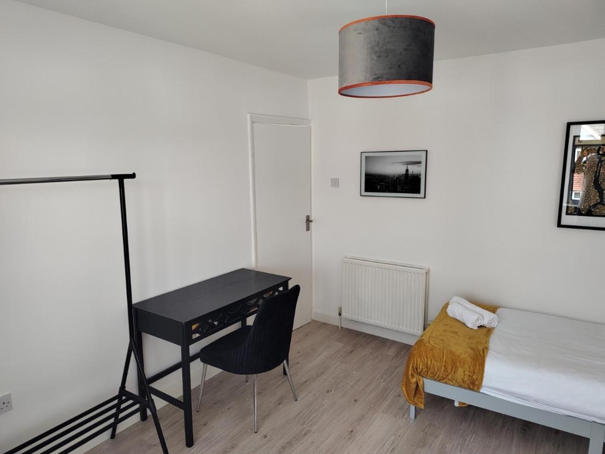 Wavertree Drive 3 Bed Contractor Home In Leicester Ngoại thất bức ảnh