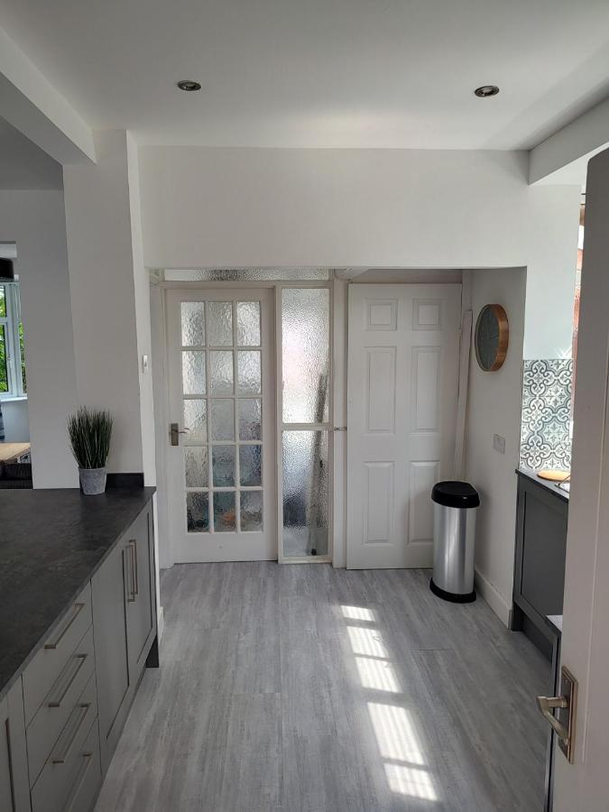 Wavertree Drive 3 Bed Contractor Home In Leicester Ngoại thất bức ảnh